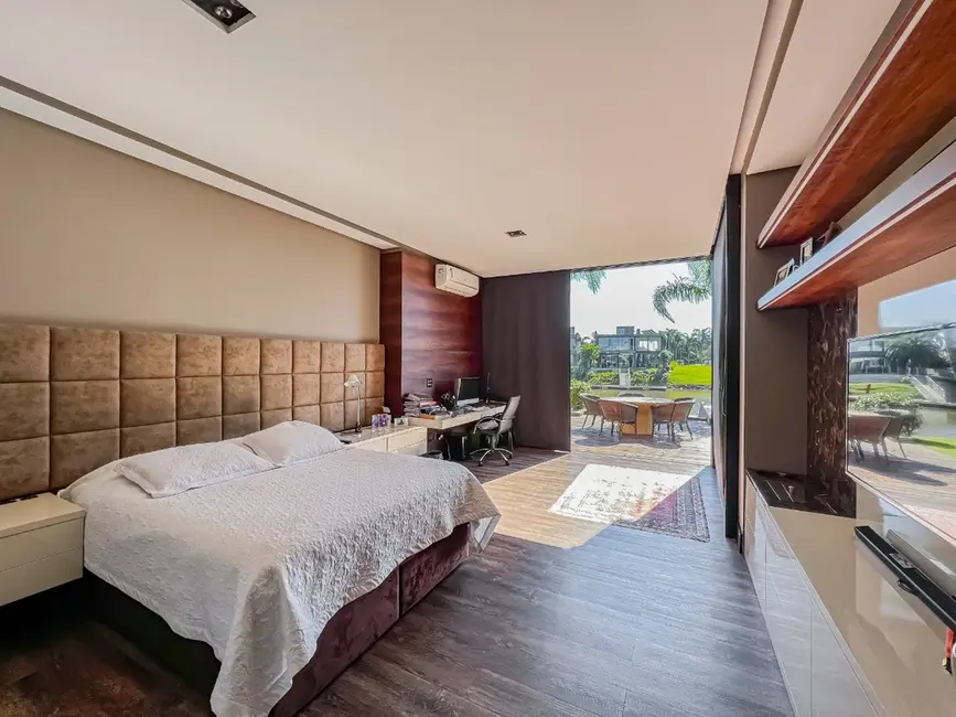 Foto 3 de Casa de Condomínio com 5 quartos à venda, 540m2 em Eldorado Do Sul - RS