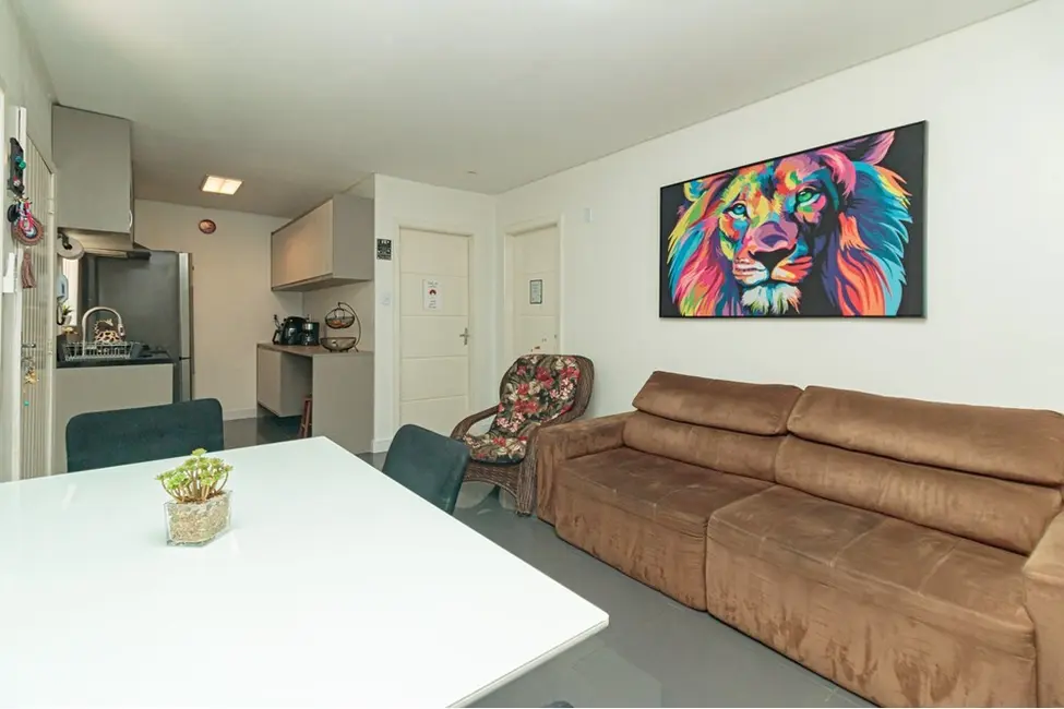 Foto 3 de Casa com 3 quartos à venda, 170m2 em Passo da Areia, Porto Alegre - RS