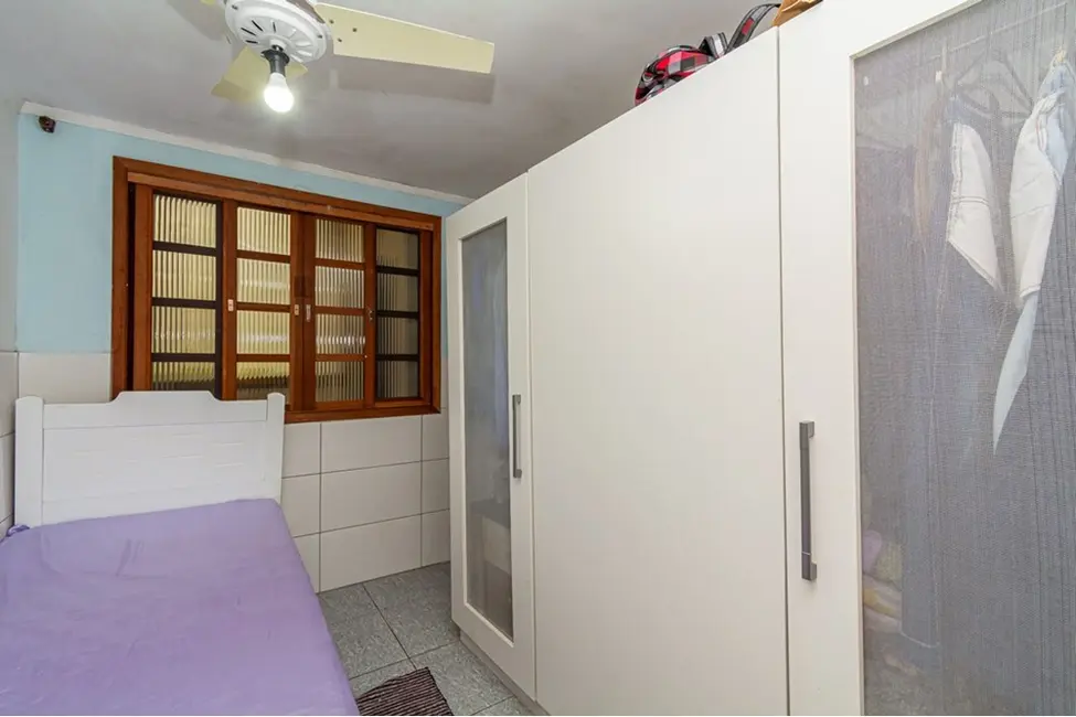Casa com 4 quartos à venda, 172m2 em Estância Velha, Canoas - RS - imagem 9 Foto 9 de Casa com 4 quartos à venda, 172m2 em Estância Velha, Canoas - RS