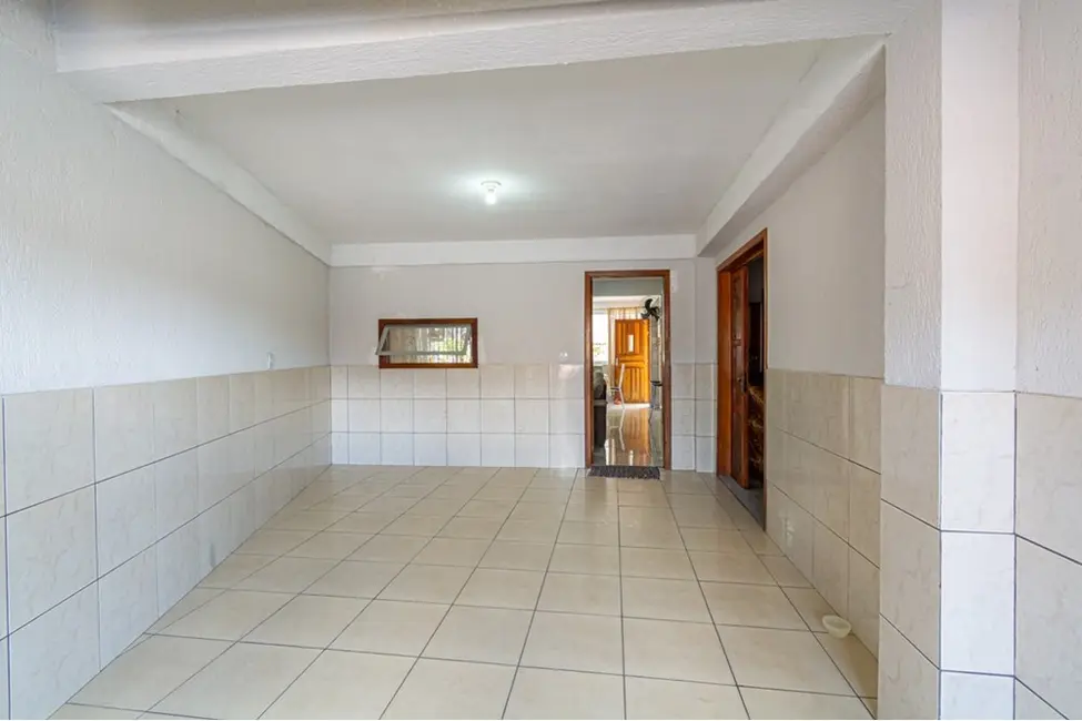 Casa com 4 quartos à venda, 172m2 em Estância Velha, Canoas - RS - imagem 5 Foto 5 de Casa com 4 quartos à venda, 172m2 em Estância Velha, Canoas - RS