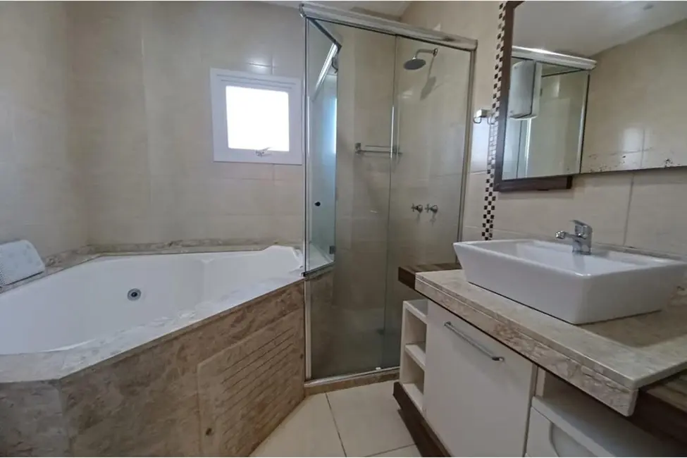 Casa com 3 quartos à venda, 143m2 em Canoas - RS - imagem 7 Foto 7 de Casa com 3 quartos à venda, 143m2 em Canoas - RS