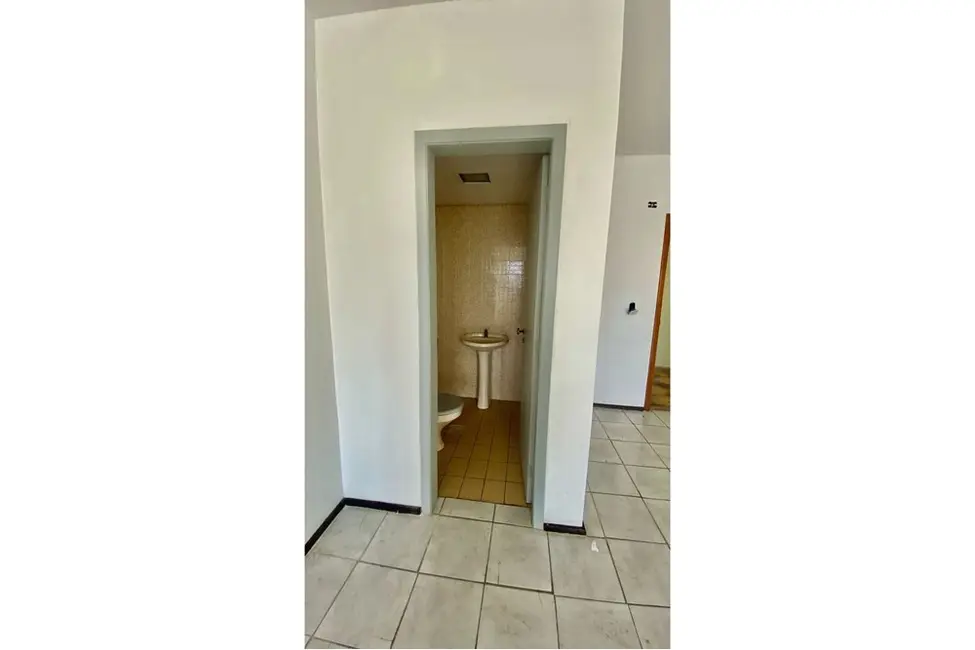 Sala Comercial à venda, 38m2 em Moinhos de Vento, Porto Alegre - RS - imagem 4 Foto 4 de Sala Comercial à venda, 38m2 em Moinhos de Vento, Porto Alegre - RS