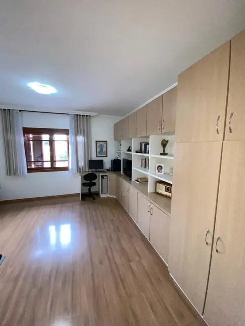 Foto 7 de Casa com 2 quartos à venda, 170m2 em Sarandi, Porto Alegre - RS