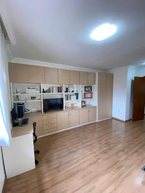 Foto 9 de Casa com 2 quartos à venda, 170m2 em Sarandi, Porto Alegre - RS