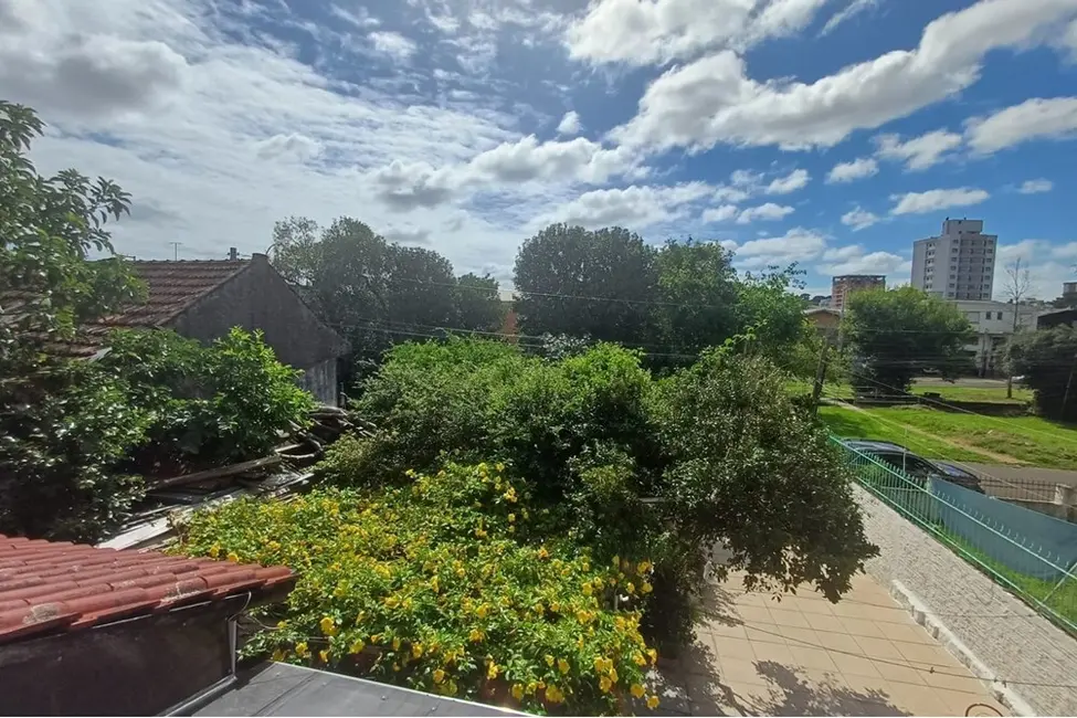 Foto 7 de Casa com 3 quartos à venda, 160m2 em Santa Maria Goretti, Porto Alegre - RS