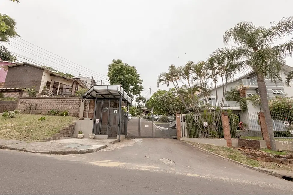 Casa de Condomínio com 3 quartos à venda, 160m2 em Nonoai, Porto Alegre - RS - imagem 3 Foto 3 de Casa de Condomínio com 3 quartos à venda, 160m2 em Nonoai, Porto Alegre - RS