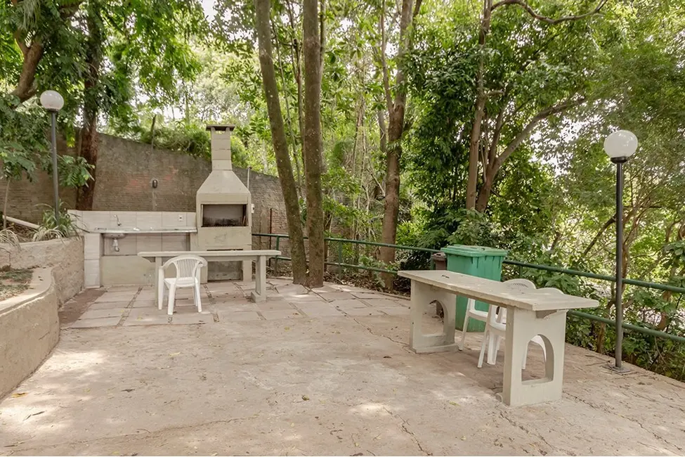 Casa de Condomínio com 3 quartos à venda, 160m2 em Nonoai, Porto Alegre - RS - imagem 4 Foto 4 de Casa de Condomínio com 3 quartos à venda, 160m2 em Nonoai, Porto Alegre - RS