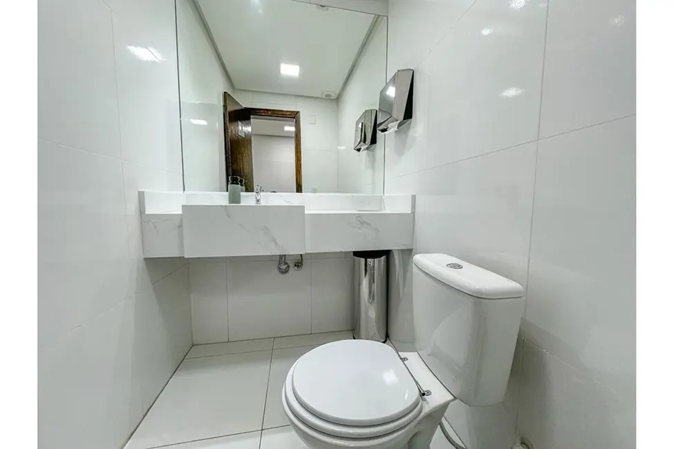 Foto 6 de Apartamento com 2 quartos à venda, 93m2 em Floresta, Porto Alegre - RS