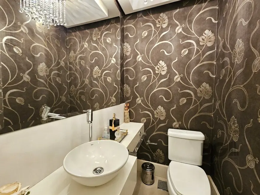 Apartamento com 3 quartos à venda, 187m2 em Centro, Gramado - RS - imagem 3 Foto 3 de Apartamento com 3 quartos à venda, 187m2 em Centro, Gramado - RS