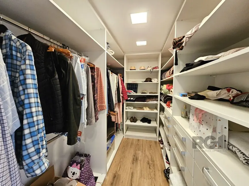 Apartamento com 3 quartos à venda, 187m2 em Centro, Gramado - RS - imagem 8 Foto 8 de Apartamento com 3 quartos à venda, 187m2 em Centro, Gramado - RS