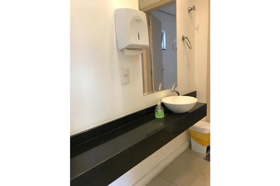 Apartamento com 2 quartos à venda, 81m2 em Centro Histórico, Porto Alegre - RS - imagem 4 Foto 4 de Apartamento com 2 quartos à venda, 81m2 em Centro Histórico, Porto Alegre - RS