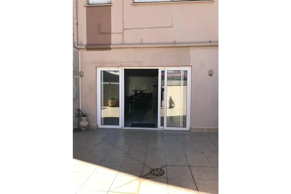 Apartamento com 2 quartos à venda, 81m2 em Centro Histórico, Porto Alegre - RS - imagem 8 Foto 8 de Apartamento com 2 quartos à venda, 81m2 em Centro Histórico, Porto Alegre - RS
