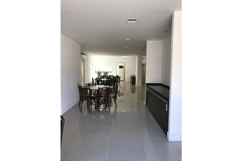 Apartamento com 2 quartos à venda, 81m2 em Centro Histórico, Porto Alegre - RS - imagem 7 Foto 7 de Apartamento com 2 quartos à venda, 81m2 em Centro Histórico, Porto Alegre - RS