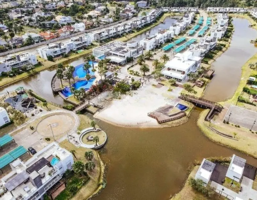 Foto 3 de Cobertura com 3 quartos à venda, 160m2 em Xangri-lá - RS