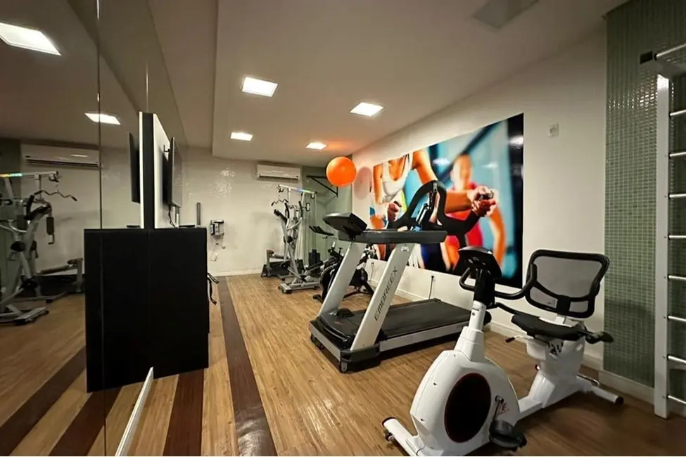 Foto 5 de Apartamento com 3 quartos à venda, 135m2 em Pioneiros, Balneario Camboriu - SC