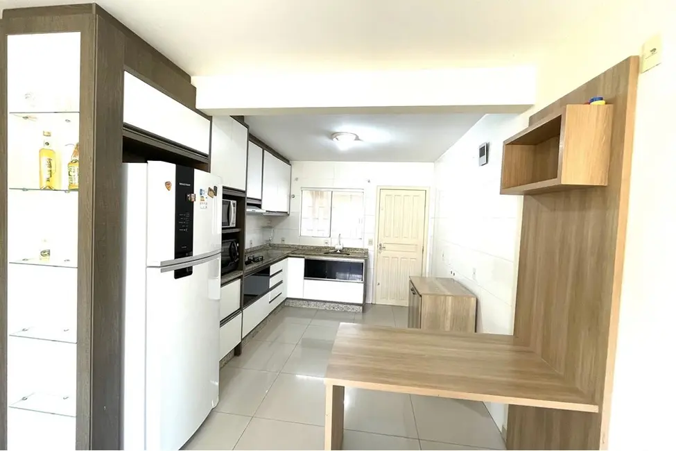 Foto 2 de Casa com 3 quartos à venda, 266m2 em São João do Rio Vermelho, Florianopolis - SC