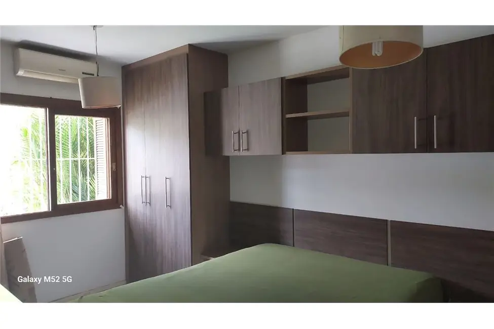 Casa de Condomínio com 2 quartos à venda, 80m2 em Agronomia, Porto Alegre - RS - imagem 2 Foto 2 de Casa de Condomínio com 2 quartos à venda, 80m2 em Agronomia, Porto Alegre - RS