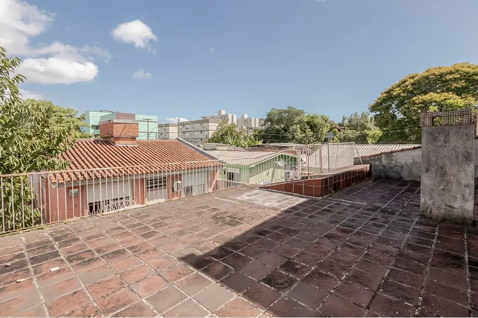 Foto 8 de Casa com 4 quartos à venda, 381m2 em Camaquã, Porto Alegre - RS