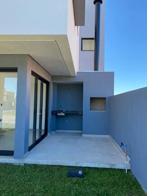 Foto 9 de Casa com 2 quartos à venda, 83m2 em Garopaba - SC
