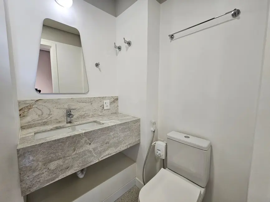 Foto 5 de Apartamento com 3 quartos à venda, 166m2 em São João, Porto Alegre - RS