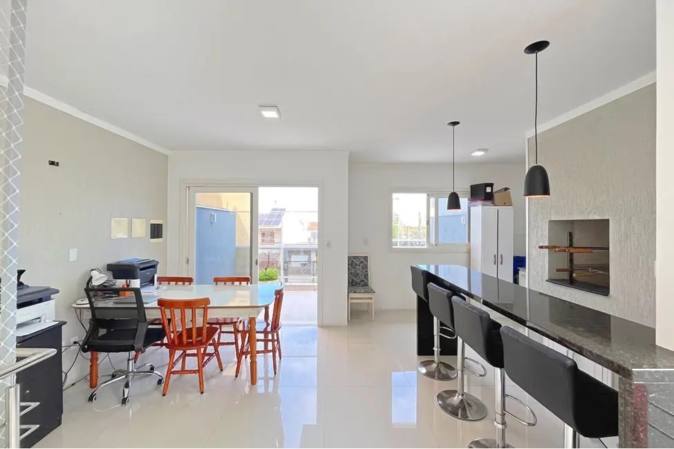 Foto 5 de Casa com 3 quartos à venda, 210m2 em Hípica, Porto Alegre - RS