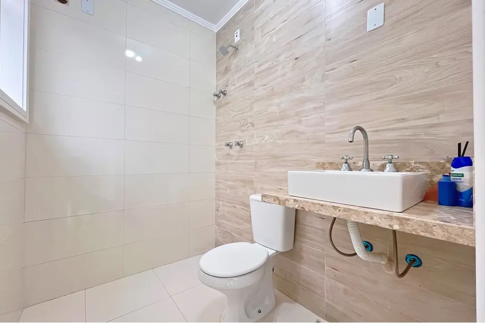 Foto 9 de Casa com 3 quartos à venda, 210m2 em Hípica, Porto Alegre - RS