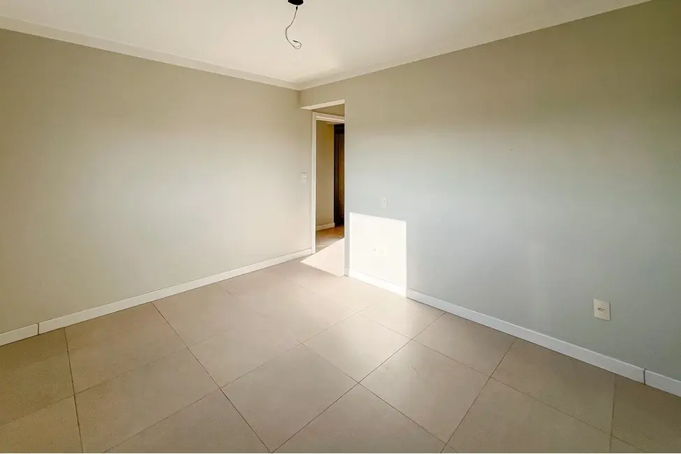Apartamento com 3 quartos à venda, 105m2 em Centro, Canoas - RS - imagem 6 Foto 6 de Apartamento com 3 quartos à venda, 105m2 em Centro, Canoas - RS