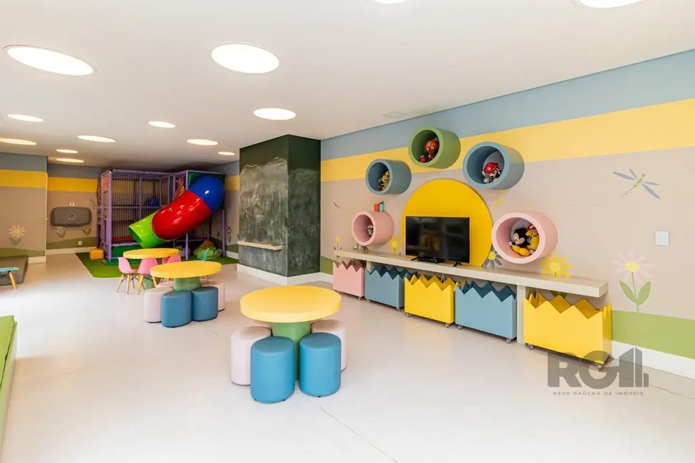 Foto 2 de Apartamento com 3 quartos à venda, 76m2 em Navegantes, Porto Alegre - RS