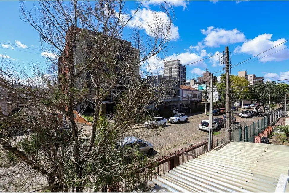 Foto 4 de Casa com 5 quartos à venda, 253m2 em Santana, Porto Alegre - RS