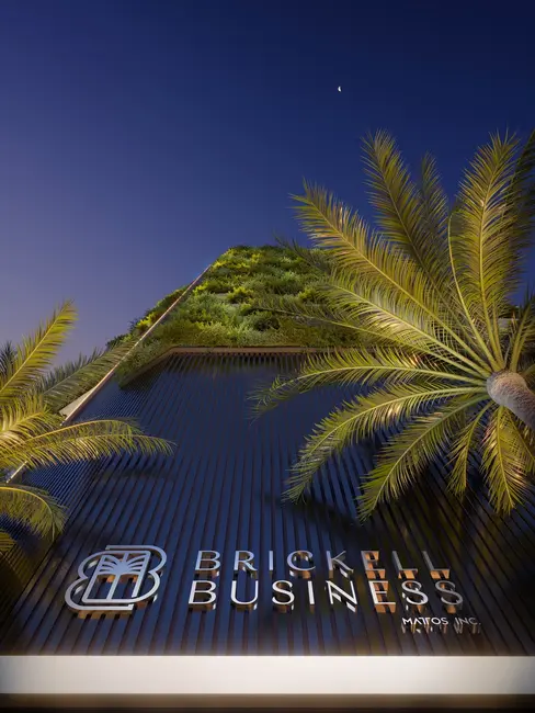 Foto 4 de Sala Comercial à venda, 150m2 em Porto Belo - SC