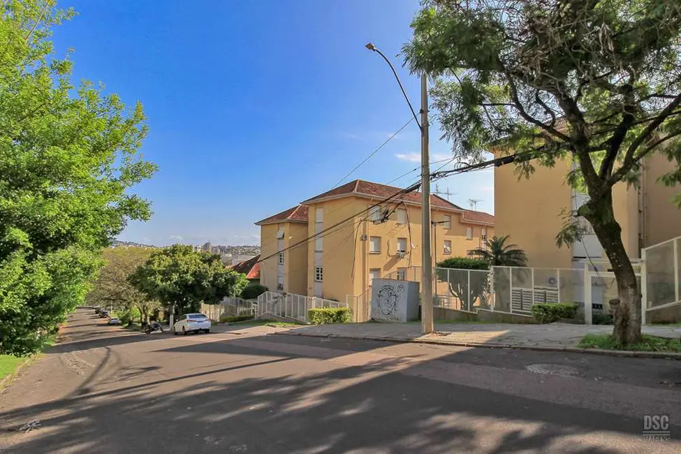 Foto 3 de Apartamento com 2 quartos à venda, 51m2 em Cristal, Porto Alegre - RS