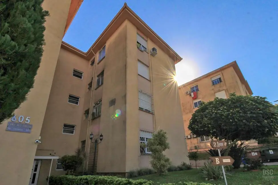 Foto 9 de Apartamento com 2 quartos à venda, 51m2 em Cristal, Porto Alegre - RS