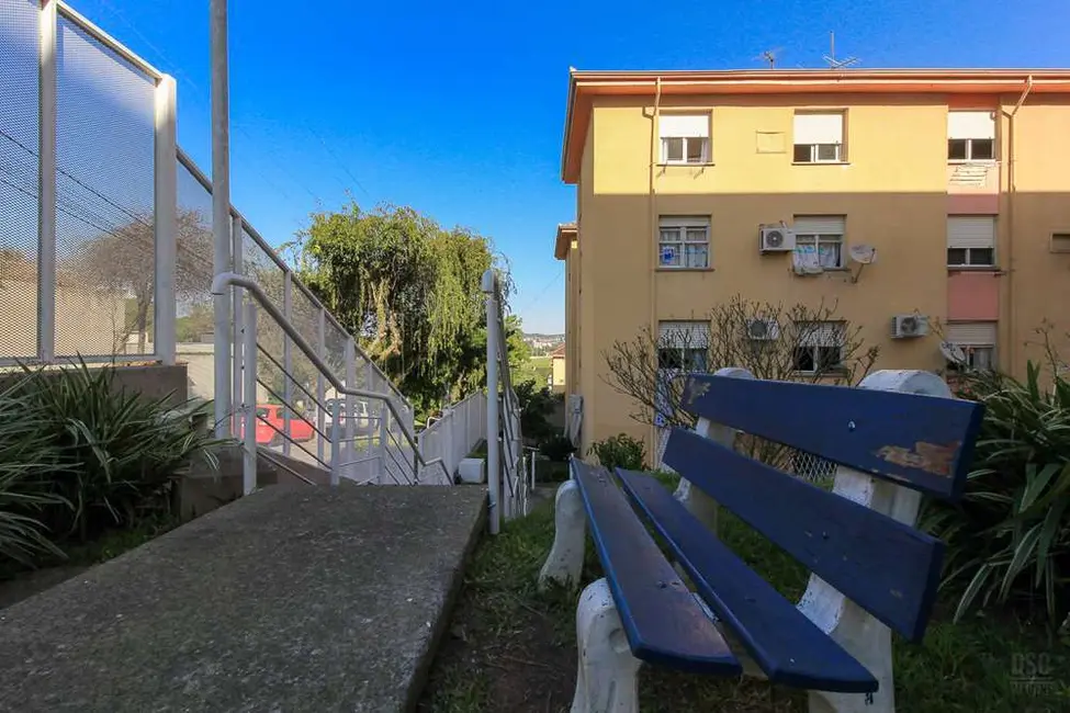 Foto 4 de Apartamento com 2 quartos à venda, 51m2 em Cristal, Porto Alegre - RS