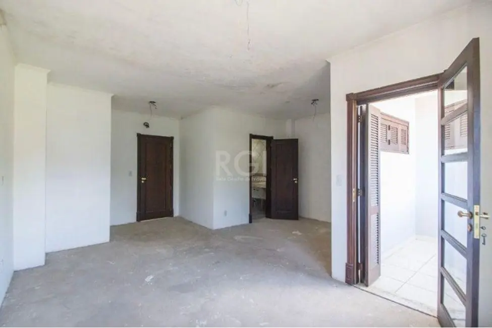 Casa com 4 quartos à venda, 297m2 em Jardim Itu, Porto Alegre - RS - imagem 9 Foto 9 de Casa com 4 quartos à venda, 297m2 em Jardim Itu, Porto Alegre - RS