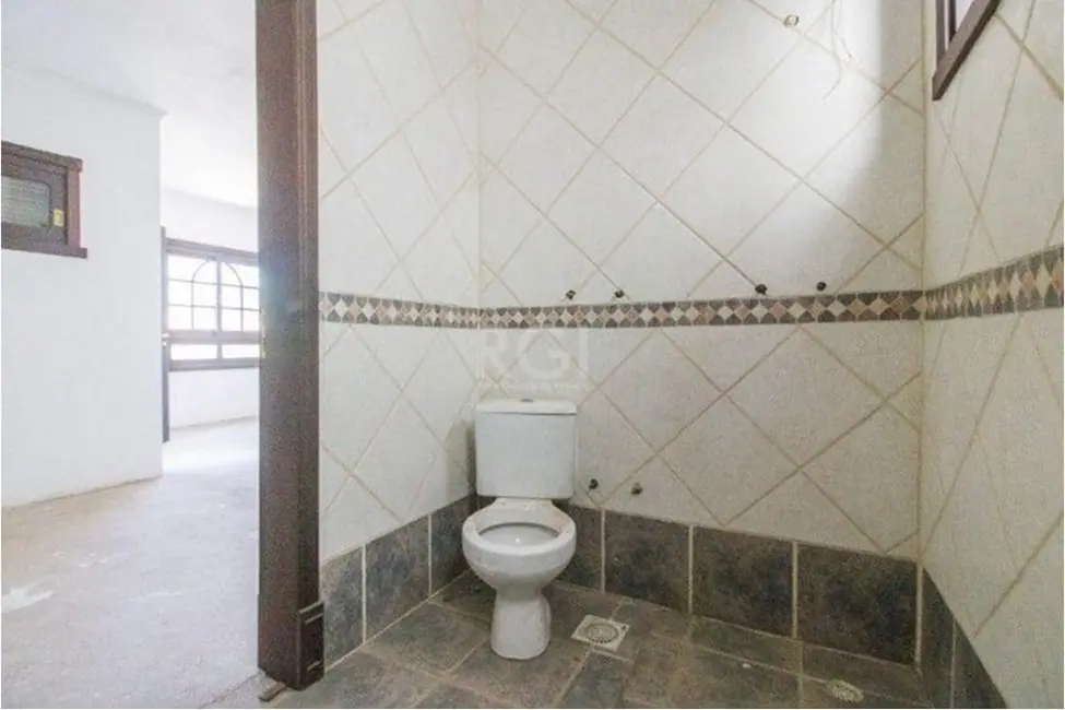 Casa com 4 quartos à venda, 297m2 em Jardim Itu, Porto Alegre - RS - imagem 6 Foto 6 de Casa com 4 quartos à venda, 297m2 em Jardim Itu, Porto Alegre - RS