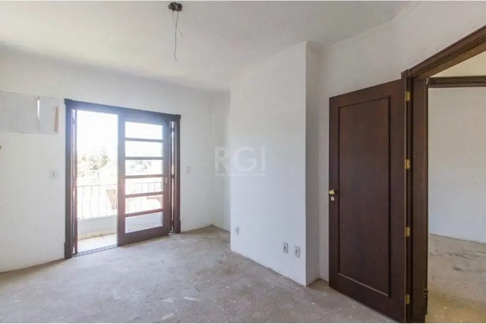 Casa com 4 quartos à venda, 297m2 em Jardim Itu, Porto Alegre - RS - imagem 4 Foto 4 de Casa com 4 quartos à venda, 297m2 em Jardim Itu, Porto Alegre - RS