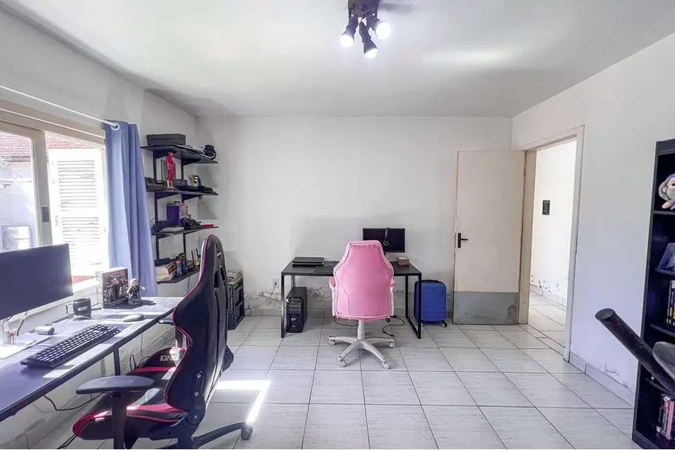 Casa com 5 quartos à venda, 247m2 em São José, Canoas - RS - imagem 2 Foto 2 de Casa com 5 quartos à venda, 247m2 em São José, Canoas - RS