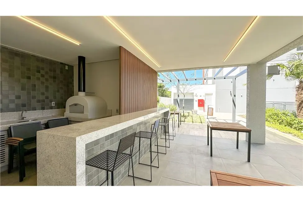 Foto 2 de Apartamento com 2 quartos à venda, 59m2 em Jardim do Salso, Porto Alegre - RS