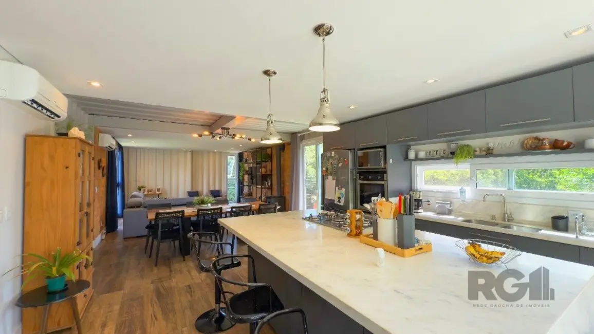 Casa com 3 quartos à venda, 333m2 em Teresópolis, Porto Alegre - RS - imagem 6 Foto 6 de Casa com 3 quartos à venda, 333m2 em Teresópolis, Porto Alegre - RS