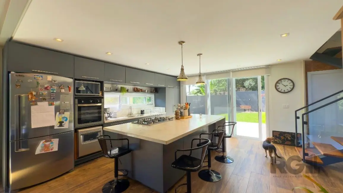 Casa com 3 quartos à venda, 333m2 em Teresópolis, Porto Alegre - RS - imagem 7 Foto 7 de Casa com 3 quartos à venda, 333m2 em Teresópolis, Porto Alegre - RS