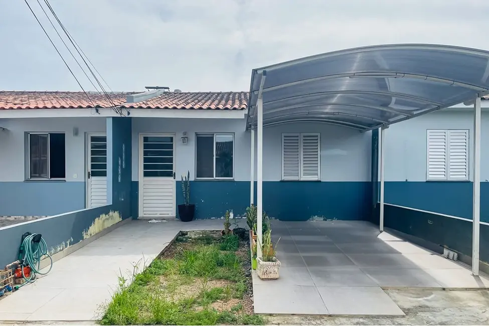 Foto 1 de Casa de Condomínio com 2 quartos à venda, 49m2 em Mato Grande, Canoas - RS