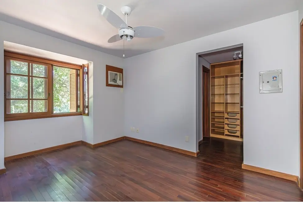 Foto 4 de Casa de Condomínio com 3 quartos à venda, 205m2 em Ipanema, Porto Alegre - RS