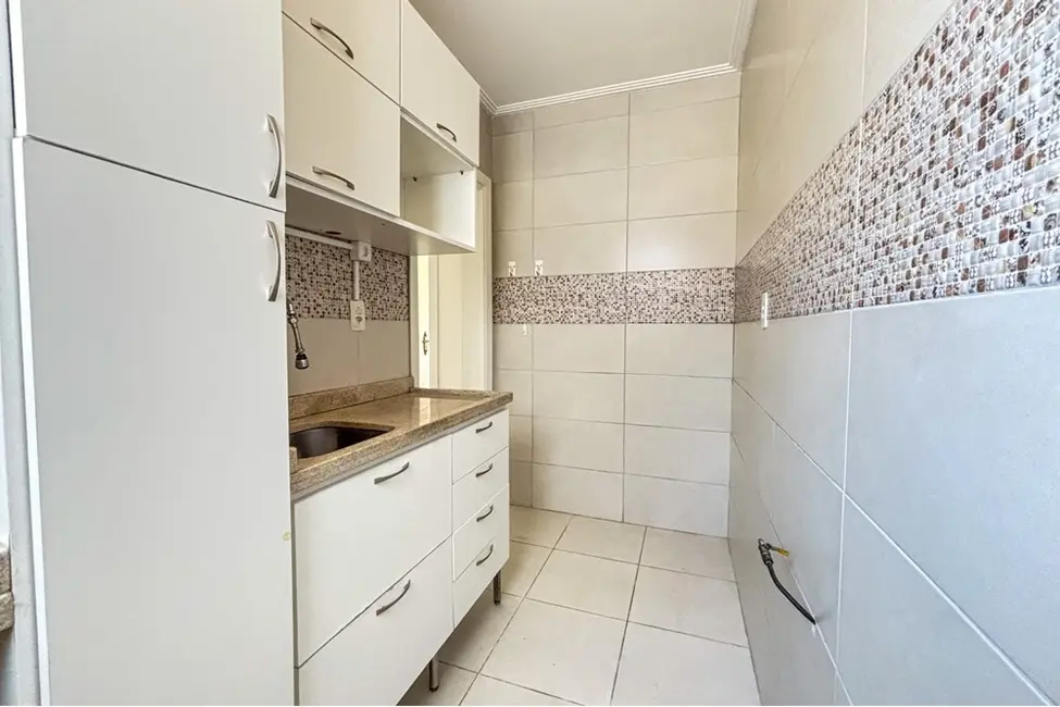 Apartamento com 2 quartos à venda, 41m2 em Menino Deus, Porto Alegre - RS - imagem 5 Foto 5 de Apartamento com 2 quartos à venda, 41m2 em Menino Deus, Porto Alegre - RS