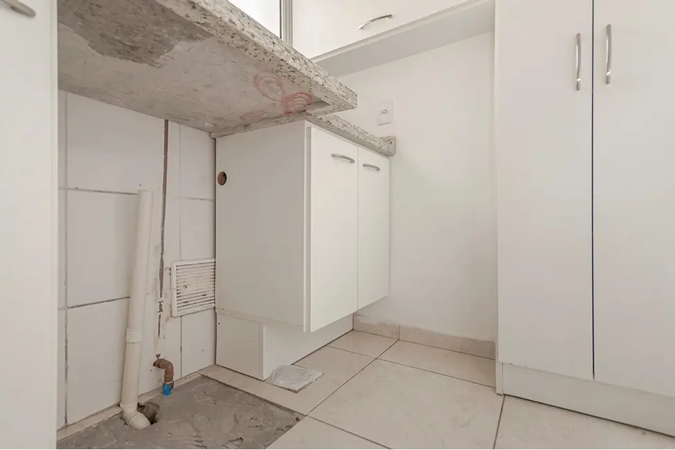 Apartamento com 2 quartos à venda, 48m2 em Teresópolis, Porto Alegre - RS - imagem 4 Foto 4 de Apartamento com 2 quartos à venda, 48m2 em Teresópolis, Porto Alegre - RS