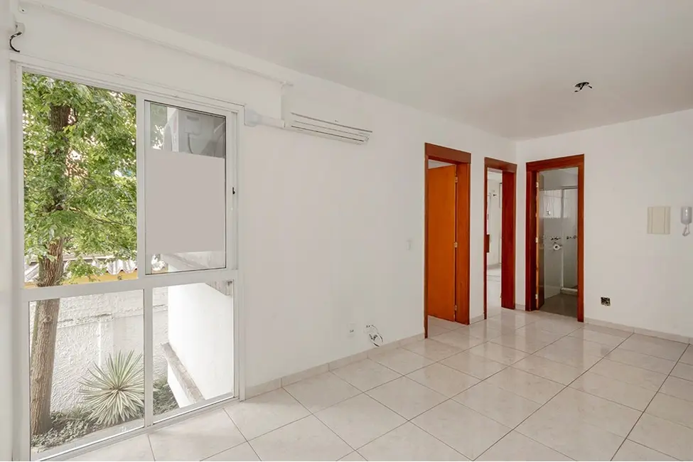 Apartamento com 2 quartos à venda, 48m2 em Teresópolis, Porto Alegre - RS - imagem 1 Foto 1 de Apartamento com 2 quartos à venda, 48m2 em Teresópolis, Porto Alegre - RS