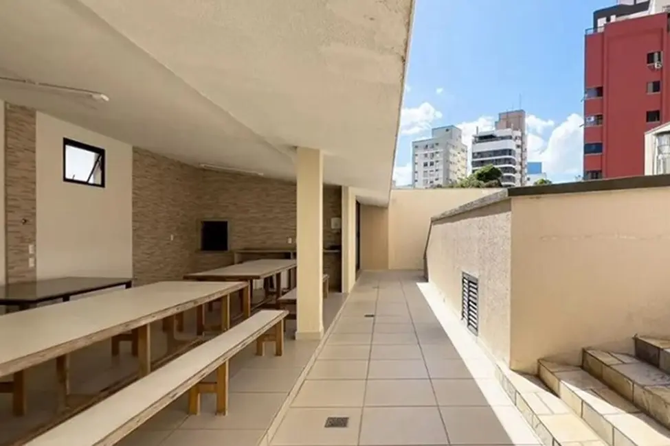 Apartamento com 4 quartos à venda, 238m2 em Centro, Itajai - SC - imagem 3 Foto 3 de Apartamento com 4 quartos à venda, 238m2 em Centro, Itajai - SC