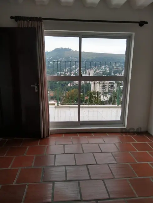 Cobertura com 3 quartos à venda, 148m2 em Teresópolis, Porto Alegre - RS - imagem 5 Foto 5 de Cobertura com 3 quartos à venda, 148m2 em Teresópolis, Porto Alegre - RS