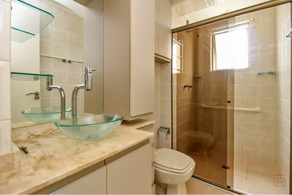 Foto 3 de Apartamento com 2 quartos à venda, 71m2 em Santana, Porto Alegre - RS