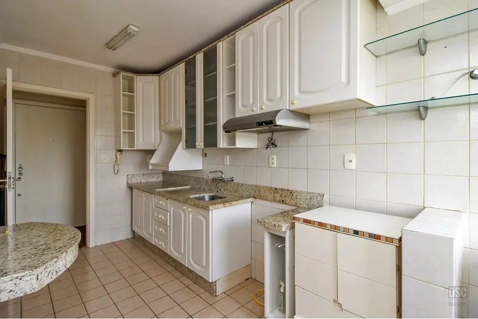 Foto 5 de Apartamento com 2 quartos à venda, 71m2 em Santana, Porto Alegre - RS