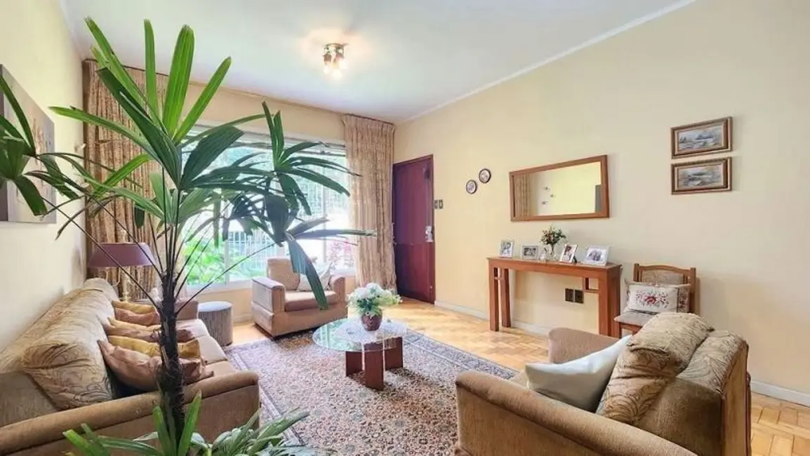 Foto 1 de Casa com 3 quartos à venda, 155m2 em Vila Ipiranga, Porto Alegre - RS